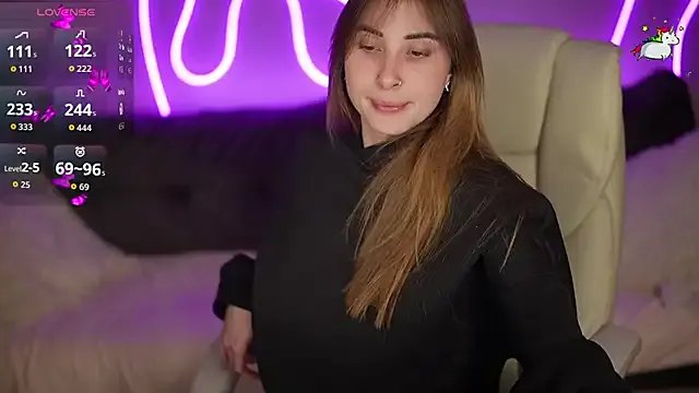 Freechat JennyyLuv on StripChat