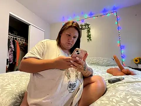 JizzyJazzunleashed on StripChat 