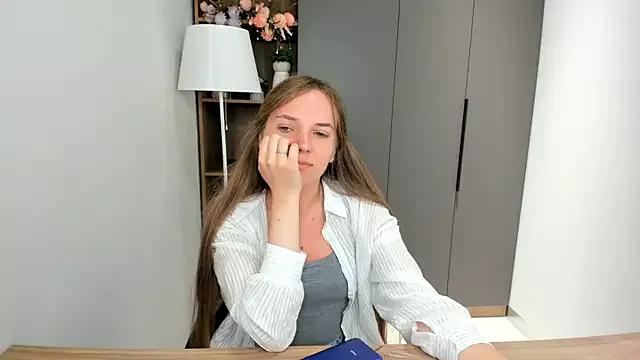 Freechat KarriBrownd on StripChat