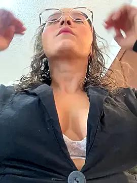 Group Kay_LustyWife on StripChat