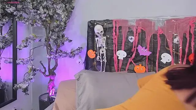 Freechat Kaylachannell on StripChat