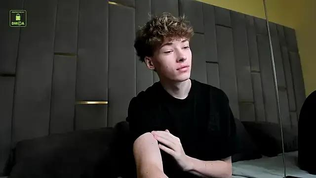 Group Kevin_Garsia on StripChat