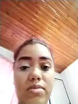 Freechat kiara_milf_ on StripChat