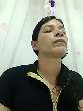 Freechat kim_lebanon on StripChat