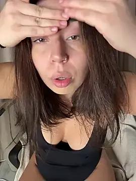 KimArts — Naked and 20 x spanks