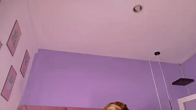 Freechat kinkyandsavage on StripChat