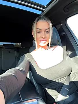 Freechat KirstieVegas on StripChat