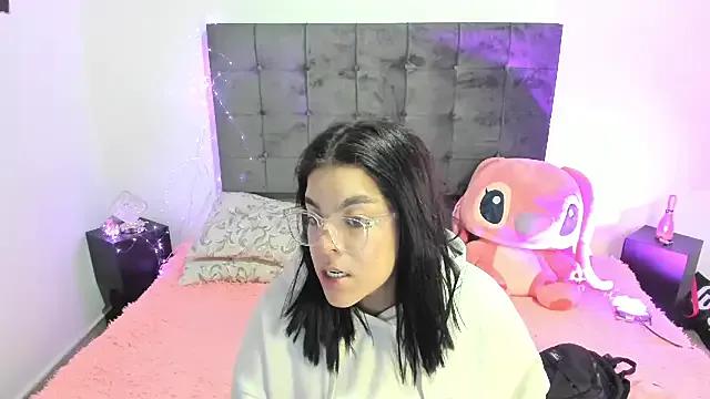 Freechat Kylie2211 on StripChat