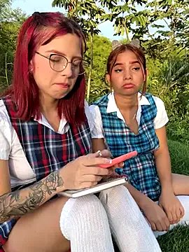 Freechat l0lita_sweet on StripChat