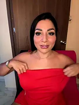 Freechat laemmarouse on StripChat