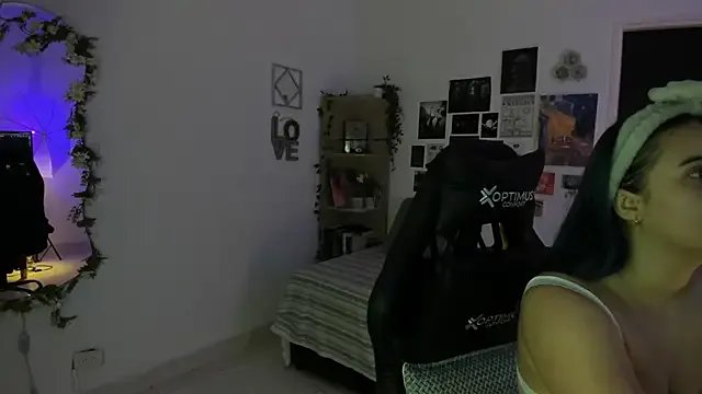 Freechat Lana_Herondale on StripChat