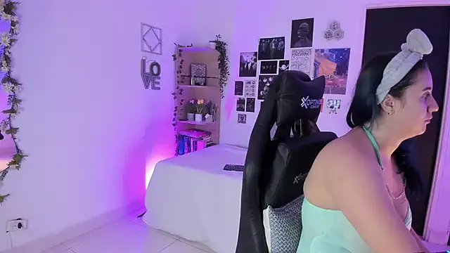 Freechat Lana_Herondale on StripChat