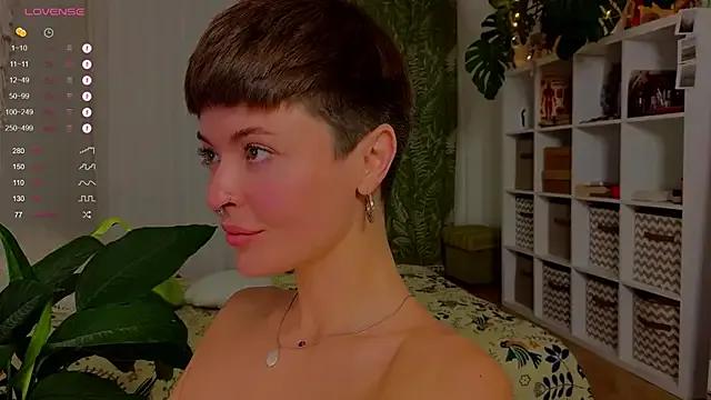 Freechat lana_sky on StripChat