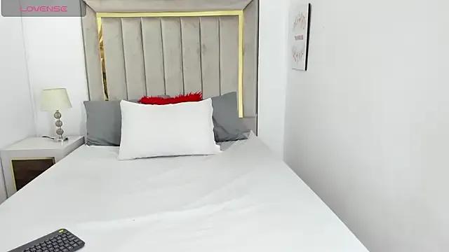 Freechat lapiz_lazuli12 on StripChat