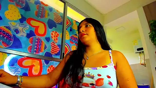 Freechat laura_goddess_ts on StripChat