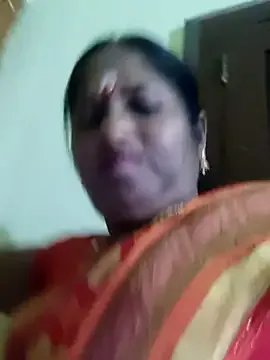 Freechat laxmipriya143 on StripChat