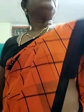 Freechat laxmipriya143 on StripChat