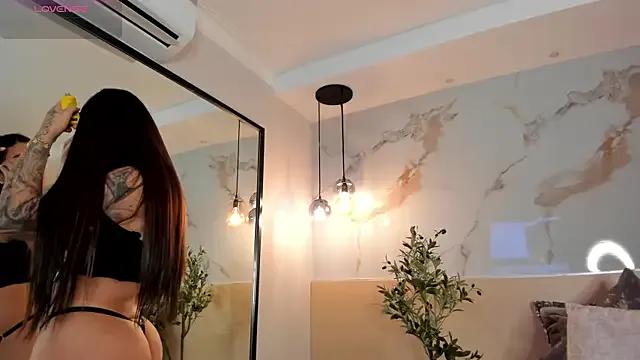 Freechat LeaThompson on StripChat