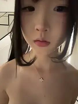 lelebaybay888 on StripChat 