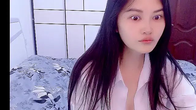 Freechat Little-sweet on StripChat