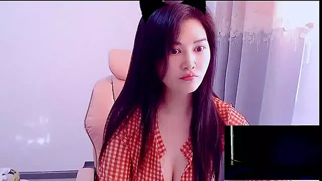 Freechat Little-sweet on StripChat