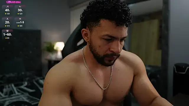 Freechat LoganMartinX on StripChat