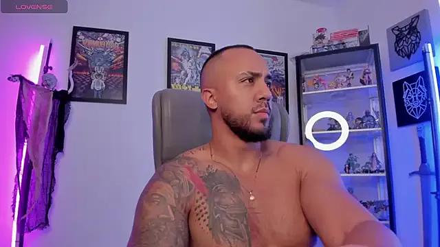 Freechat luck_spartans on StripChat