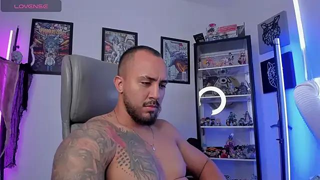 Freechat luck_spartans on StripChat