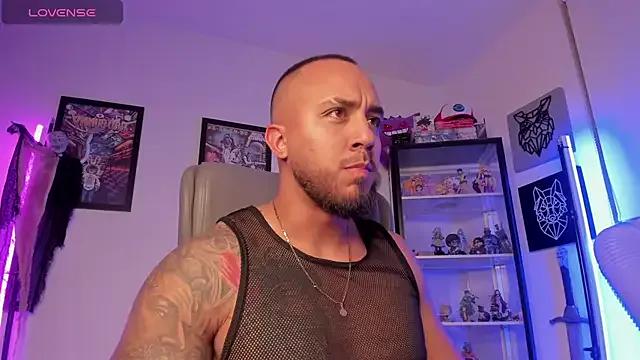 Freechat luck_spartans on StripChat