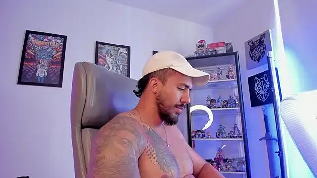 Freechat luck_spartans on StripChat