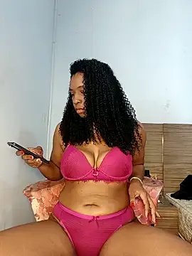 Freechat Luhma_hot on StripChat