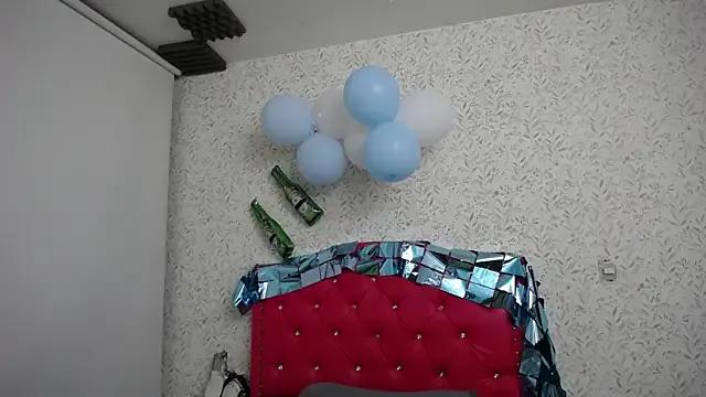 Freechat luly_pink on StripChat