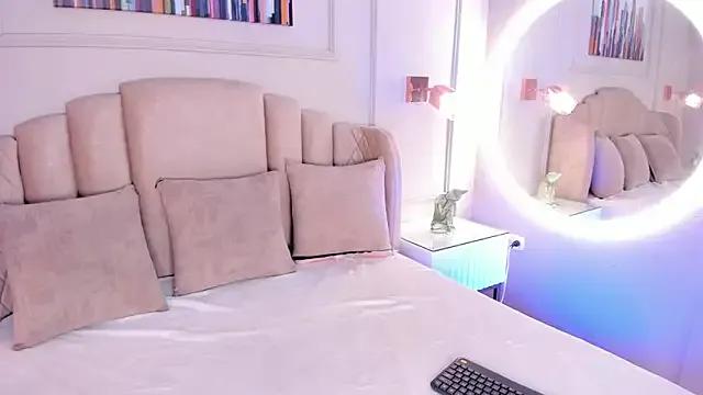 StripChat maddy_brookss is Freechat maddy_brookss — RED ASS WHIT SPANKS X15