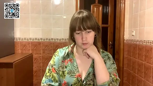 Freechat MaroonMoon_ on StripChat