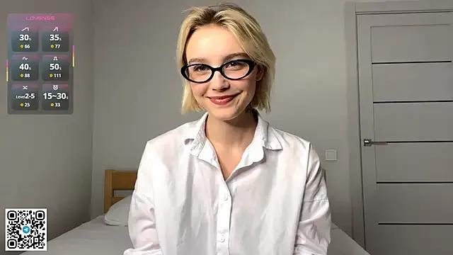 StripChat MelodyImam is Private MelodyImam — Suck dildo like your dick, so deep...