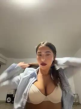 Freechat miaceleste on StripChat