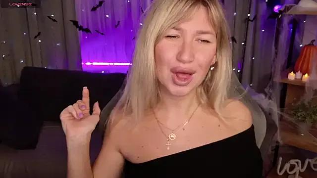 Freechat MilaBott on StripChat