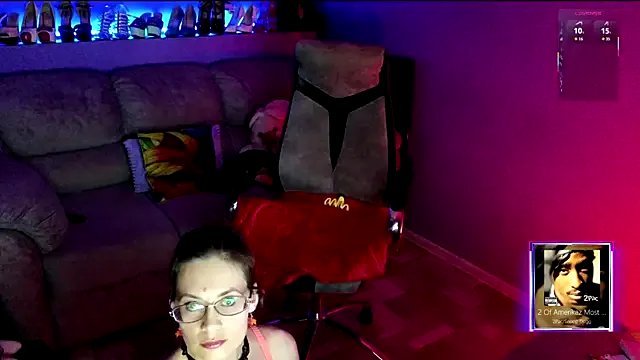 Freechat MilanaPure on StripChat