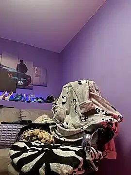 Freechat MilanaPure on StripChat