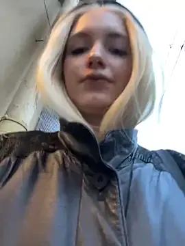 StripChat Milkyy_wway is Freechat Milkyy_wway — Show PANTIES colour on public