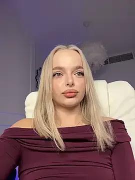 Freechat miss_blondiee on StripChat