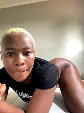 Freechat MiyaXo2 on StripChat