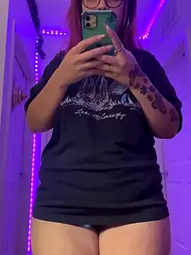 Freechat moan4mona on StripChat