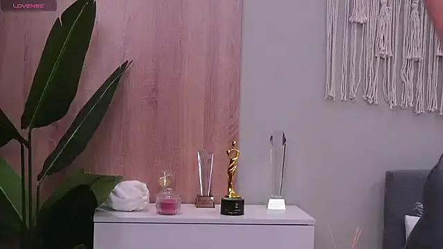 Freechat Molly_Jons on StripChat