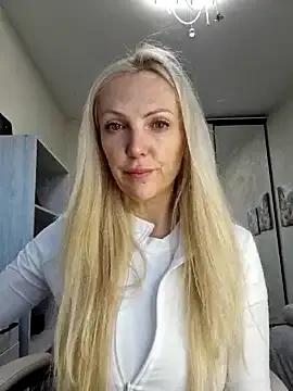 Freechat Monna on StripChat