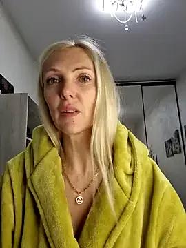 Freechat Monna on StripChat