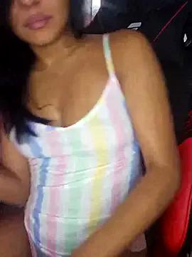 Freechat moreninhasilva on StripChat