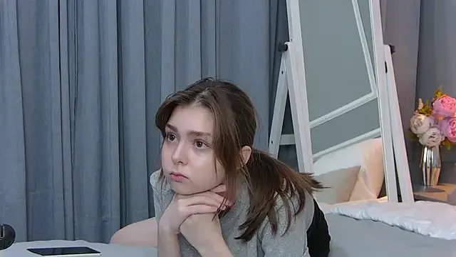 Freechat NatalieCroft on StripChat