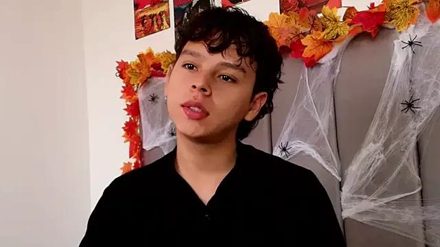 Freechat nico_leroy on StripChat