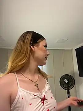 StripChat NicoleCut is Freechat NicoleCut — Flash tits